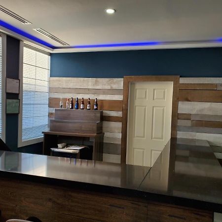 Days Inn By Wyndham Saint John Ngoại thất bức ảnh